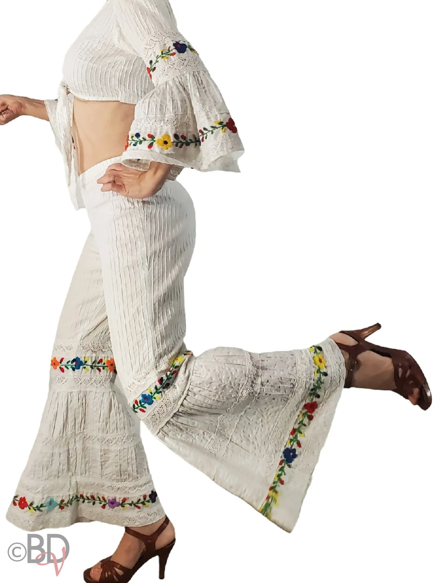 60s/70s Mexican Embroidered Crop Top and Bell-Bottom Pants Set - sm, med